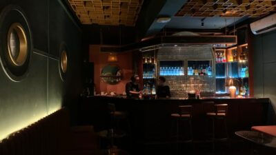 top 10+ bar di jakarta selatan yang paling cozy dan fun