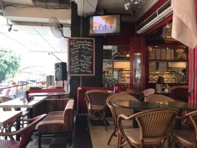 top 10+ cafe 24 jam di jakarta yang nyaman untuk hangout
