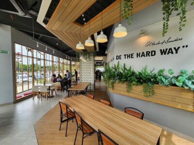 top 10+ cafe 24 jam di jakarta yang nyaman untuk hangout