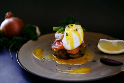 top 10+ cafe di seminyak yang recommended dan instagramable