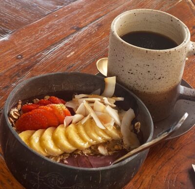 top 10+ cafe di seminyak yang recommended dan instagramable
