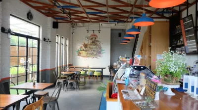 top 10+ coffee shop jakarta utara yang paling cozy, dijamin betah!