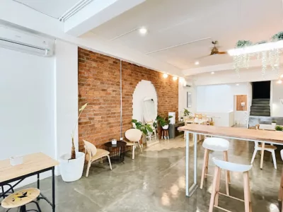 top 10+ coffee shop jakarta utara yang paling cozy, dijamin betah!