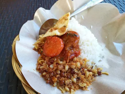 top 10+ nasi jinggo bali paling enak, lauknya bermacam-macam!