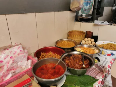top 10+ nasi jinggo bali paling enak, lauknya bermacam-macam!