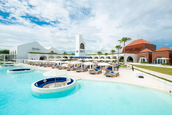 Top 11+ Beach Club di Bali yang Makanannya Enak-Enak