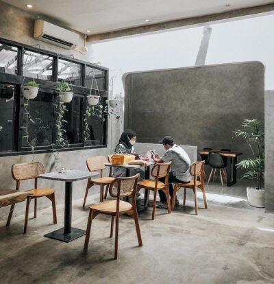 top 11+ cafe live music di jakarta yang vibesnya cozy