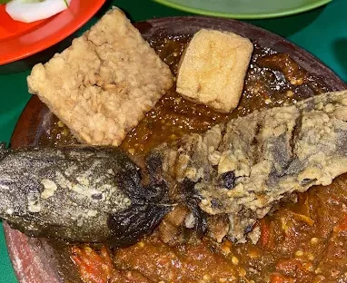 top 12+ pecel lele jakarta terenak, sambelnya nikmat!