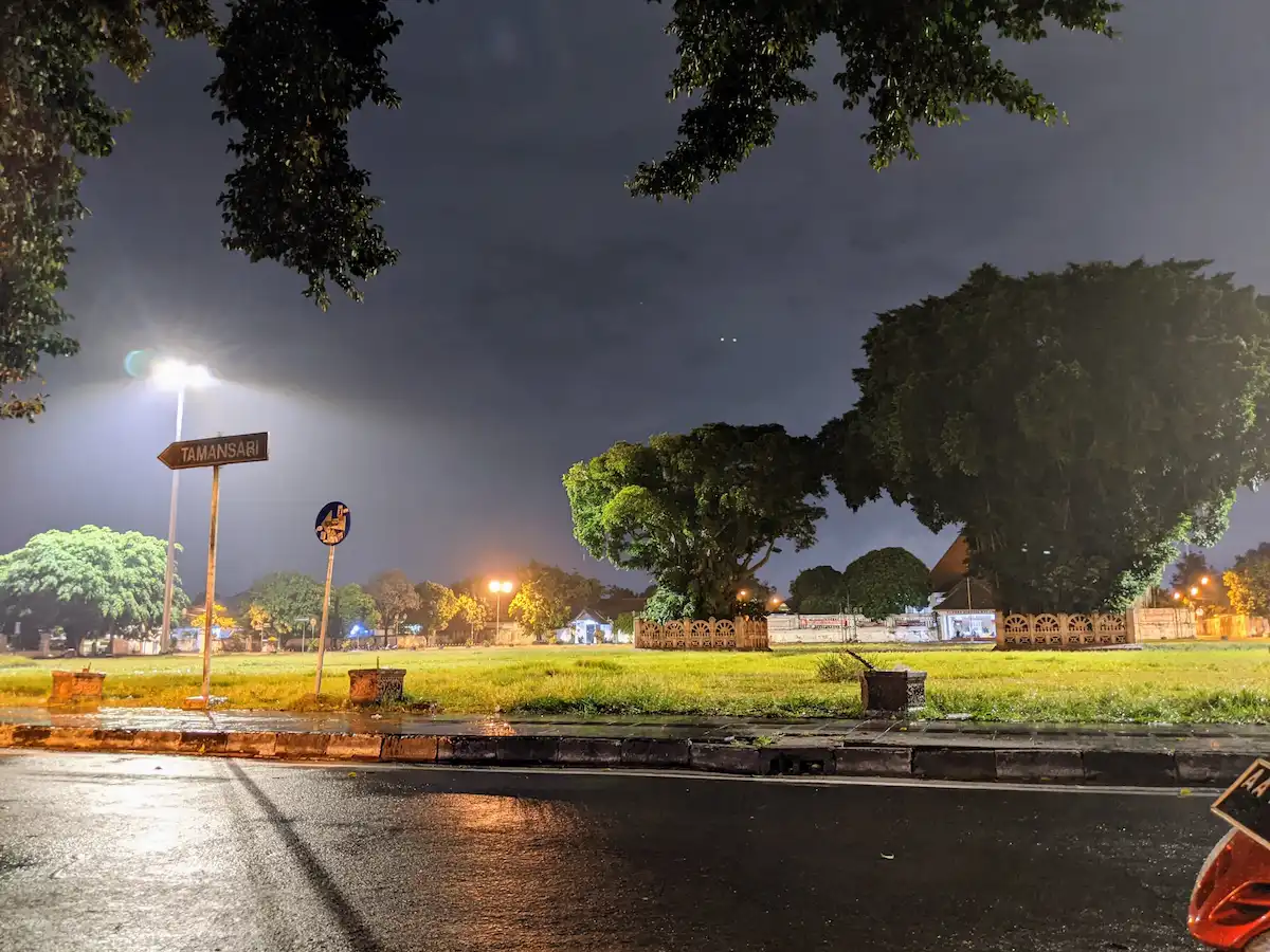 top 12+ rekomendasi tempat wisata malioboro malam hari yang wajib kamu kunjungi