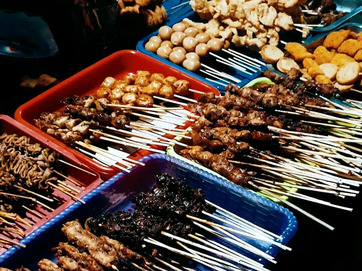 top 12+ rekomendasi tempat wisata malioboro malam hari yang wajib kamu kunjungi