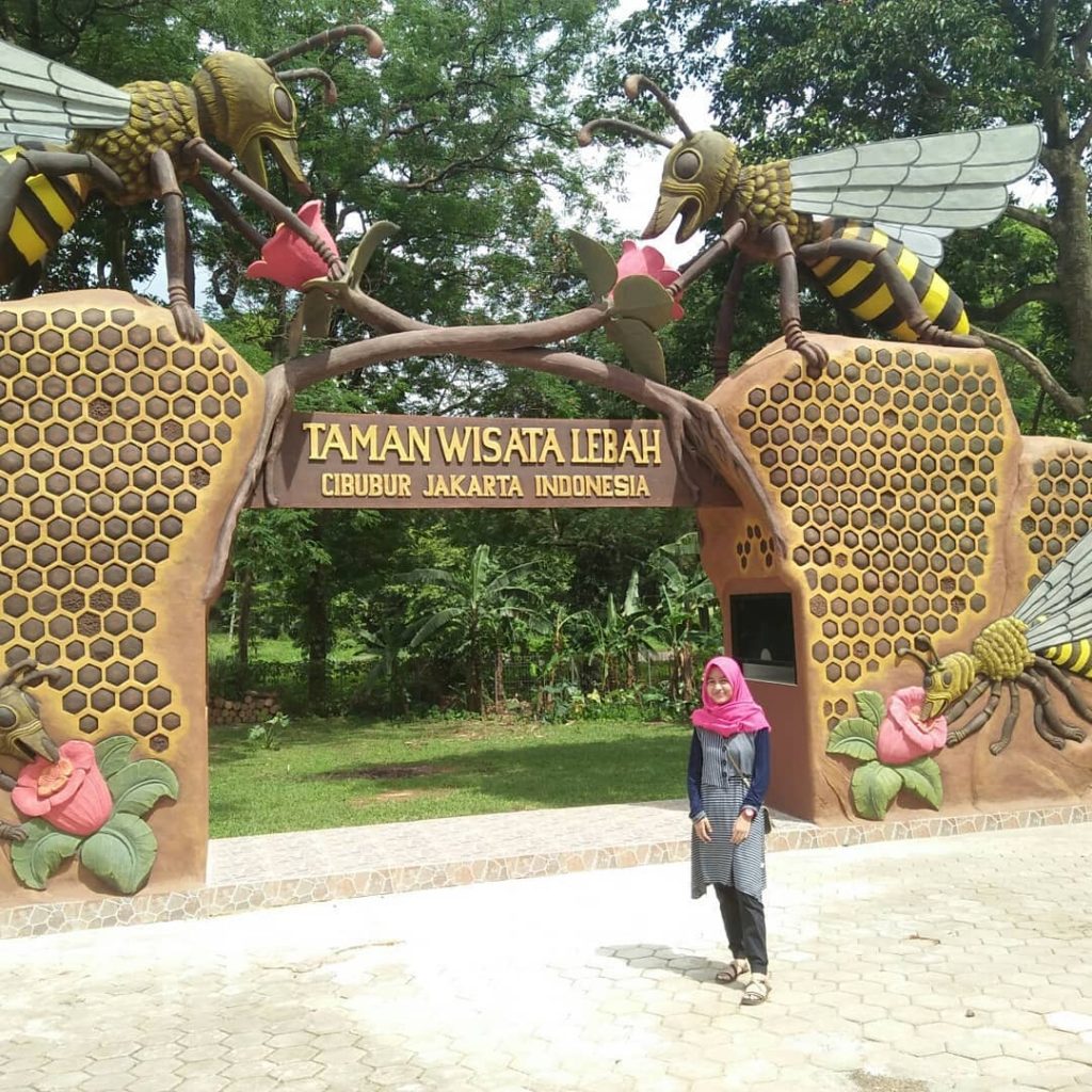 jakarta, jakarta aquarium, jakarta barat, jakarta selatan, jakarta timur, jakarta utara, kampung cina jakarta, kampung main cipulir, kebun binatang ragunan, top 12+ tempat wisata di jakarta yang paling asik dan menarik