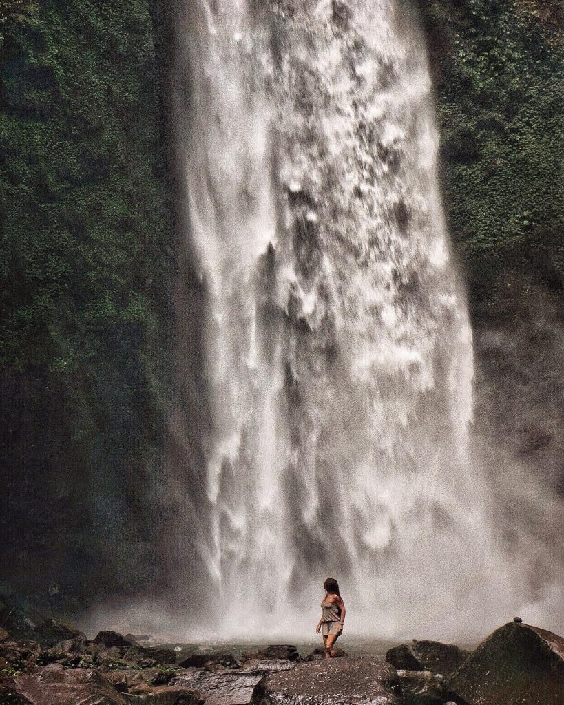 air terjun, air terjun aling-aling, air terjun banyumala, air terjun blemantung, air terjun gitgit, air terjun lemukih, air terjun munduk, air terjun nungnung, air terjun peguyangan, top 12+ wisata air terjun yang indah dan menawan di bali
