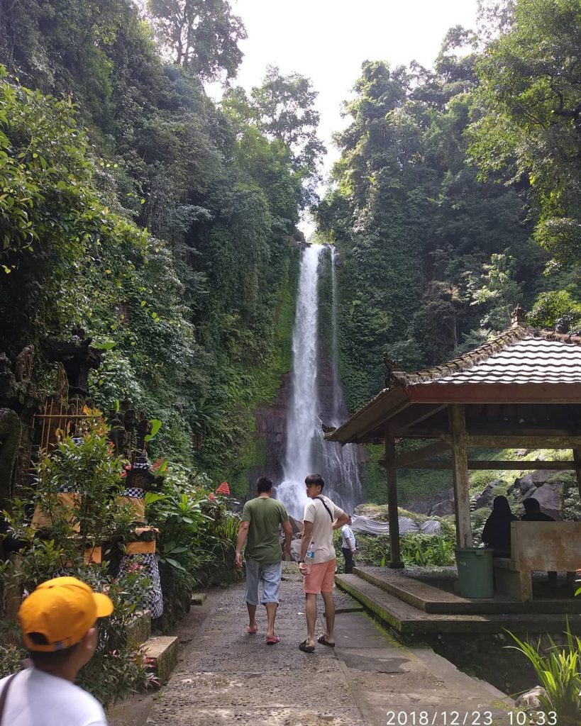 air terjun, air terjun aling-aling, air terjun banyumala, air terjun blemantung, air terjun gitgit, air terjun lemukih, air terjun munduk, air terjun nungnung, air terjun peguyangan, top 12+ wisata air terjun yang indah dan menawan di bali