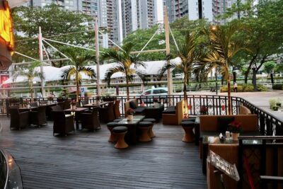 top 13+ pilihan bar di jakarta yang paling cozy untuk hangout