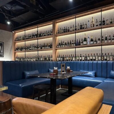 top 13+ pilihan bar di jakarta yang paling cozy untuk hangout