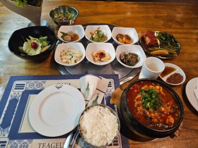 top 13+ restoran korea di jakarta yang autentik dan lezat