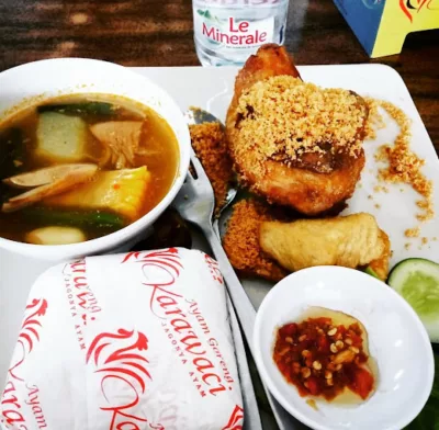 top 15+ ayam goreng jakarta yang enak dan juicy pol