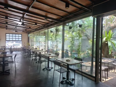 top 15+ coffee shop jakarta selatan yang asyik buat hangout