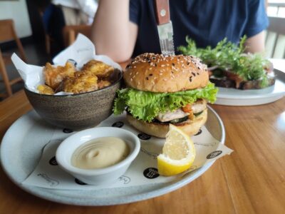 top 15+ kuliner di bali yang harus masuk wishlist kamu