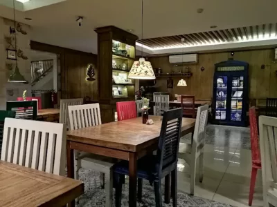 top 15+ rekomendasi cafe di bali yang ngehits dan jadi incaran turis