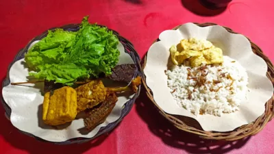 top 15+ rekomendasi nasi uduk jakarta yang paling enak