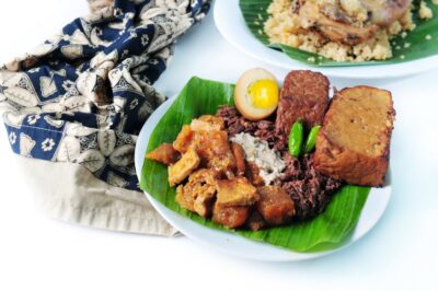 top 15+ tempat makan siang enak di jakarta yang wajib kamu datangi