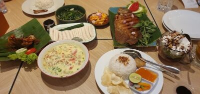 top 15+ tempat makan siang enak di jakarta yang wajib kamu datangi