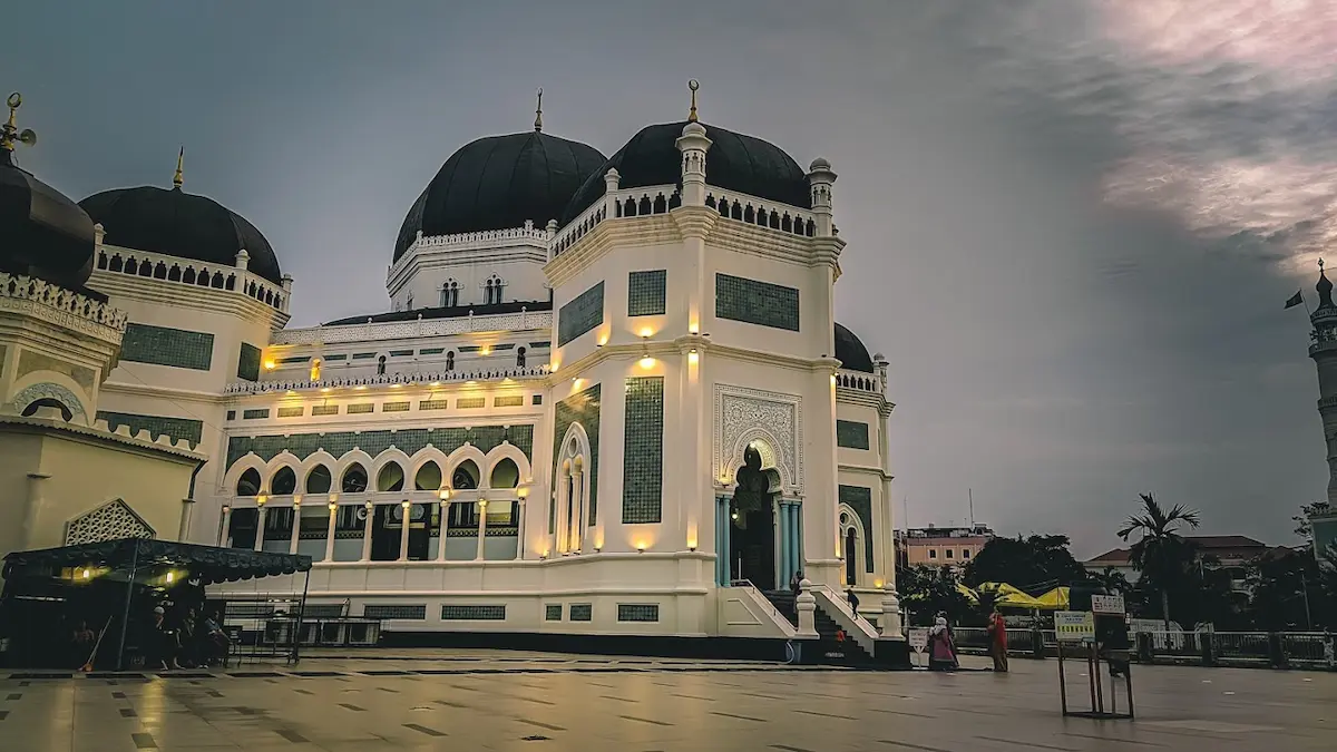 top 15+ tempat wisata medan yang wajib dikunjungi