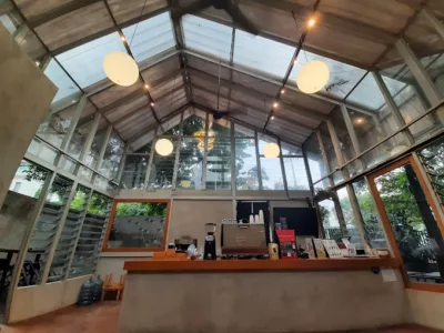 top 21+ cafe di jakarta yang cocok buat nongkrong dan wfc!
