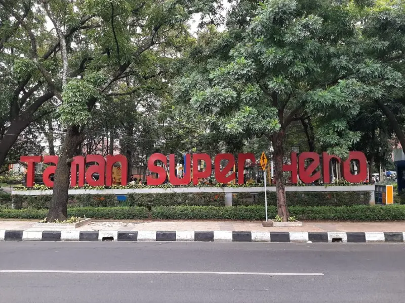 taman superhero