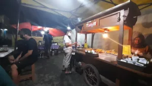 top 5+ angkringan di jakarta, cocok untuk nongkrong!