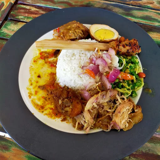Top 5+ Nasi Campur Bali Paling Populer, Kamu Wajib Coba!