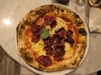top 5+ pizza di bali yang hits dan authentic!, 1. Bande Nere Pizza, 2. Wild Habit Pizza, 3. Crispy Pizza Seminyak, 4. Angelo’s Pizza, 5. Pizzaria