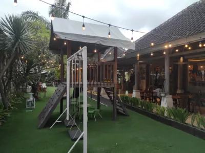 top 5+ restoran keluarga di denpasar, kids-friendly dan nyaman!, 1. Goemerot Restaurant, 2. Bron Cafe, 3. Warung Ongan Asri Ikan Bakar Jimbaran, 4. Bendega Restaurant, 5. Segara Bambu Restaurant