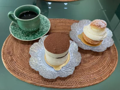 top 5+ toko kue di jakarta selatan, kue cantik dan enak!, 1. Santa 88 Cake, Bakery &amp; Restaurant, 2. Seven Grain (7G) Mampang, 3. Okky Bakery , 4. Boutique à Paris, 5. Amy and Cake