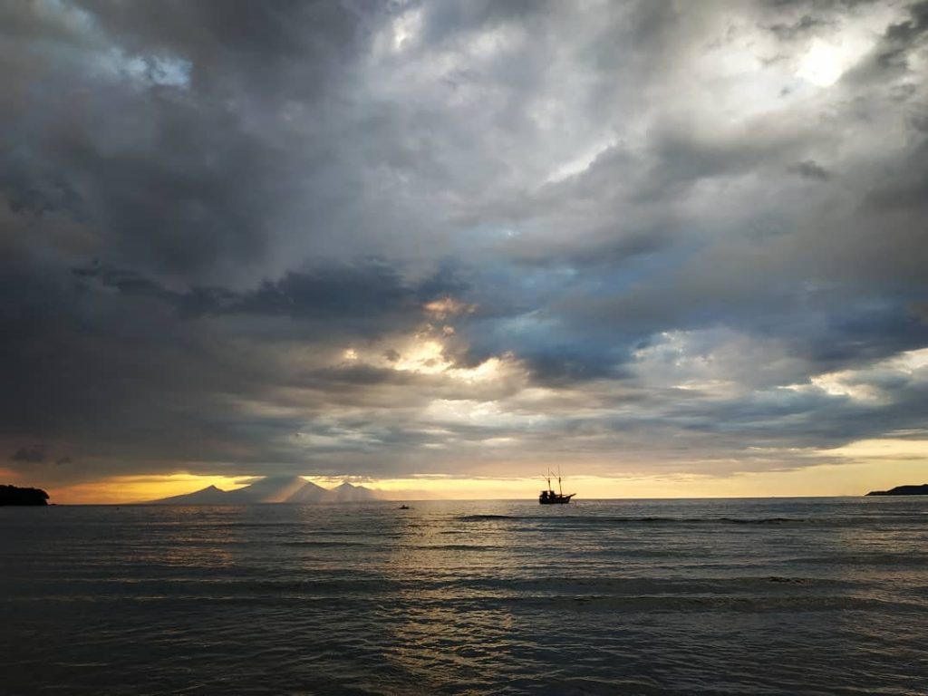 malaka, nusa tenggara timur, pantai litamali, pantai lodik, pantai mentigi, pantai motadikin, pantai raihenek, top 5+ wisata pantai yang populer di malaka ntt, 1. Pantai Raihenek, 2. Pantai Litamali, 3. Pantai Lodik, 4. Pantai Motadikin, 5. Pantai Mentigi