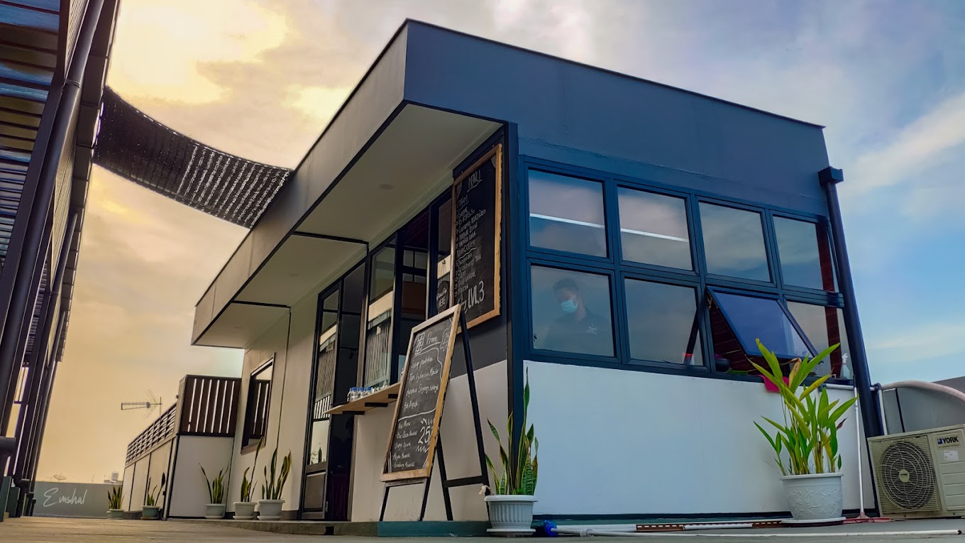 Top 6+ Cafe Rooftop di Medan dengan View Cantik