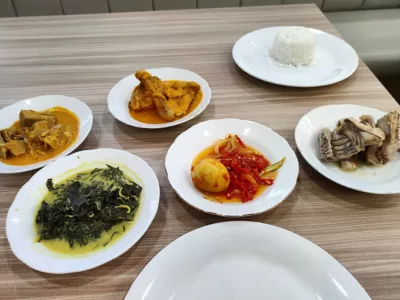 top 6+ nasi padang jakarta pusat terenak, ini harganya