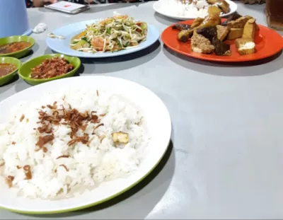 top 6+ nasi uduk jakarta barat terenak, yuk coba!