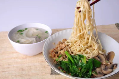 top 6+ rekomendasi bakmi enak di bali, rasanya tak ada duanya!