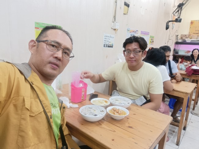 ce hun tiau di jakarta, ce hun tiau enak di jakarta, penjual ce hun tiau di jakarta, tempat ce hun tiau di jakarta, tempat makan ce hun tiau di jakarta, top 6+ rekomendasi ce hun tiau di jakarta, dessert khas pontianak