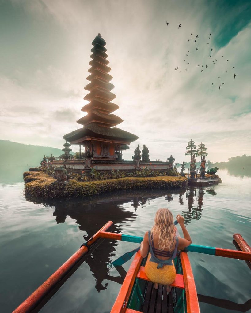 bali, danau beratan, kebun raya bali, pura alas kedaton, tabanan, tanah lot, treetop adventure park, vihara dharma giri, top 6+ tempat wisata yang populer di tabanan bali