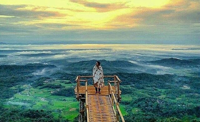 bukit mertelu, desa wisata gunung wuled, jawa tengah, puncak batur purbalingga, puncak sendaren, puncak sibarat, puncak telkom pratin, purbalingga, top 6+ wisata bukit keren dan instagramable di purbalingga