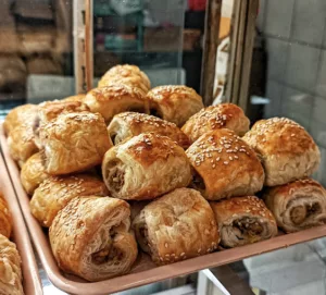top 7+ bakery di jakarta paling favorit, ada yang legendaris!