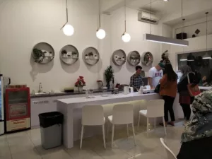 top 7+ cafe di balikpapan yang murah, bisa ngopi sambil wfc
