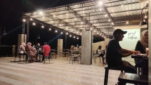 top 7+ cafe di bojonegoro yang cocok buat hangout, foto-foto, dan santai
