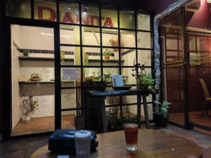 top 7+ cafe di harapan indah yang cozy