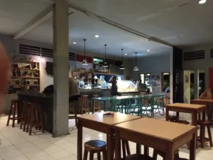 top 7+ cafe di manado yang nyaman buat kerja dan nongkrong santai