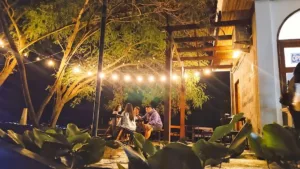 top 7+ cafe di manado yang nyaman buat kerja dan nongkrong santai