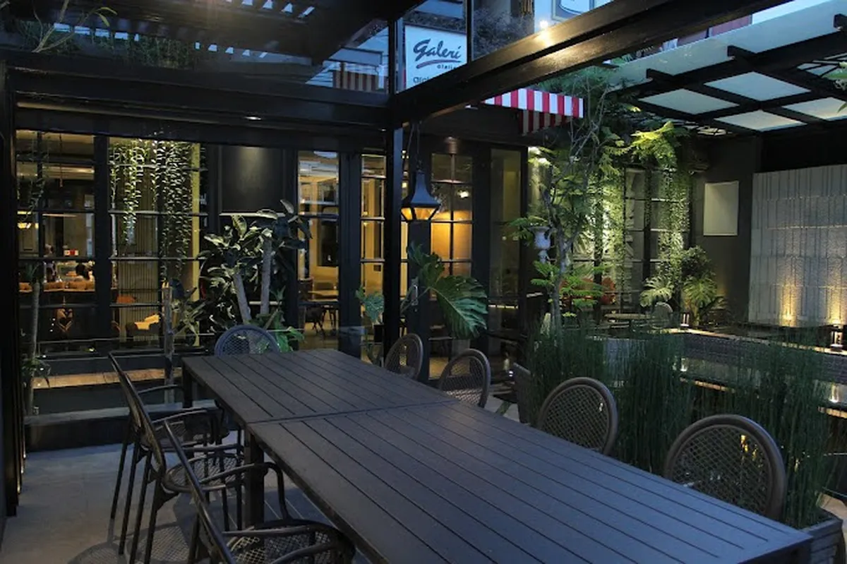 Top 7+ Cafe di Pontianak yang Nyaman Sambil Nonton Live Music